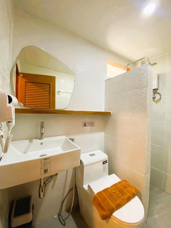Koupelna v ubytování Ubox Samui Hostel - Chaweng beach