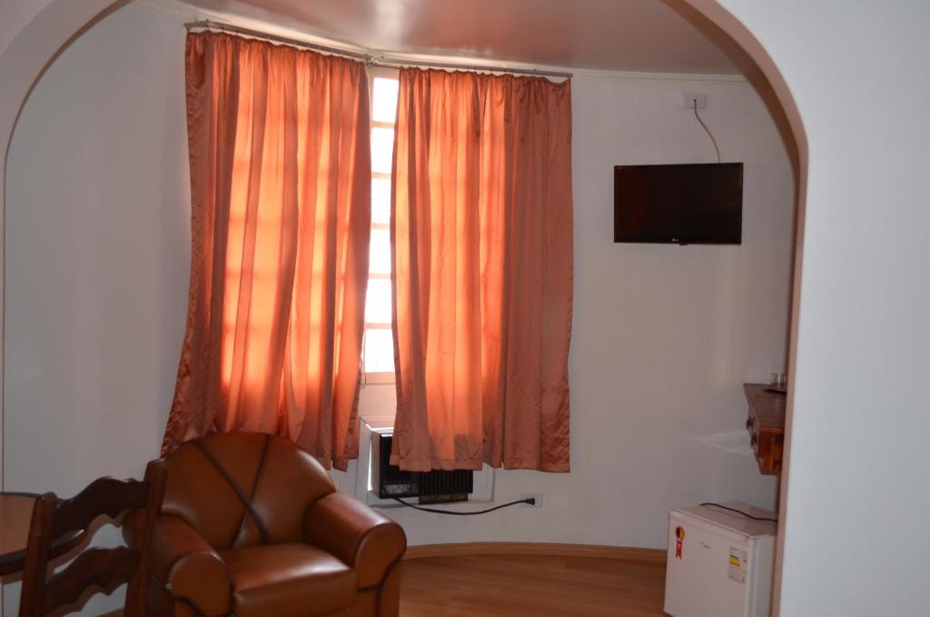  Reinales Plaza Hotel