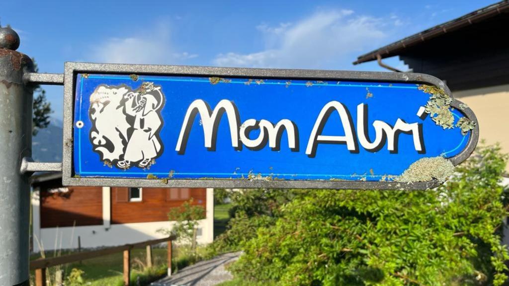 Certifikát, hodnocení, plakát nebo jiný dokument vystavený v ubytování Chalet Mon Abri