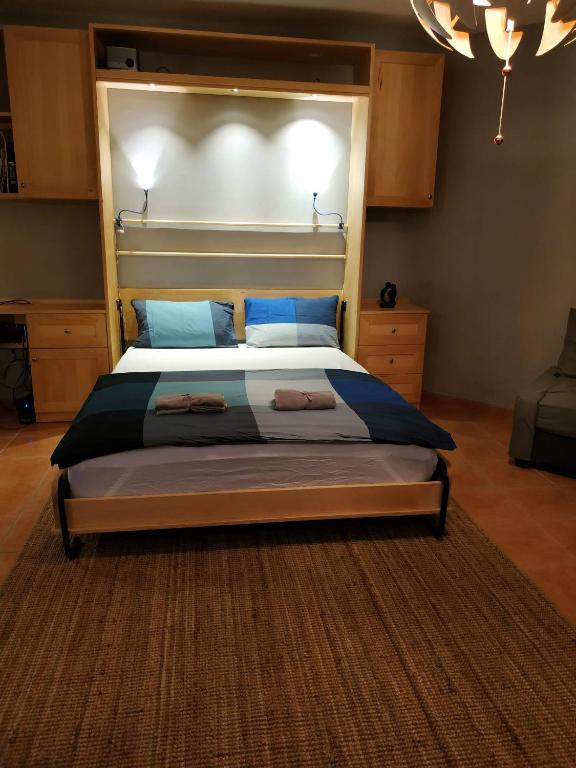 Postel nebo postele na pokoji v ubytování Modern, Welcoming Studio, Ocean View in Juan Dolio