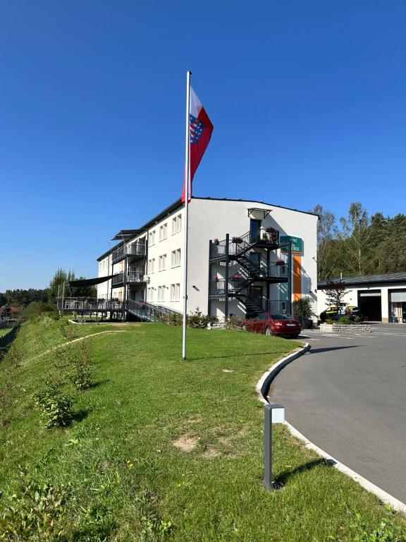 Budova, kde se aparthotel nachází