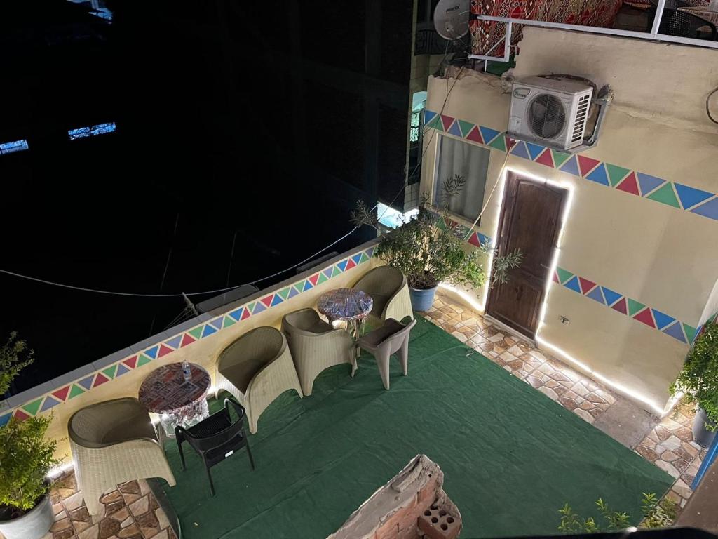 Balkón nebo terasa v ubytování Jana Pyramids view inn