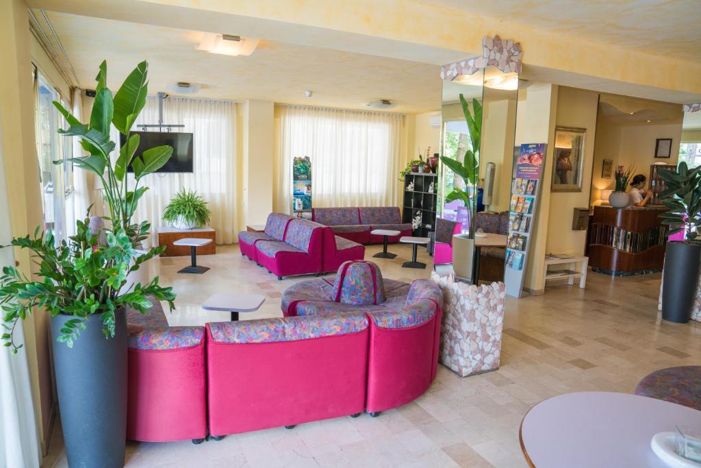 Część wypoczynkowa w obiekcie Hotel Singapore