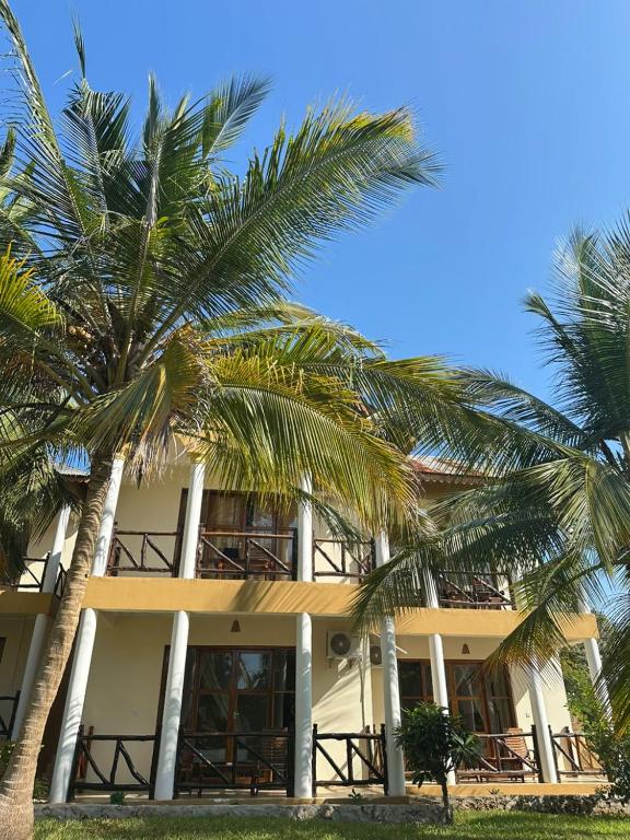 Sunset Kendwa Beach Hotel - 带花园的双人或双人间
