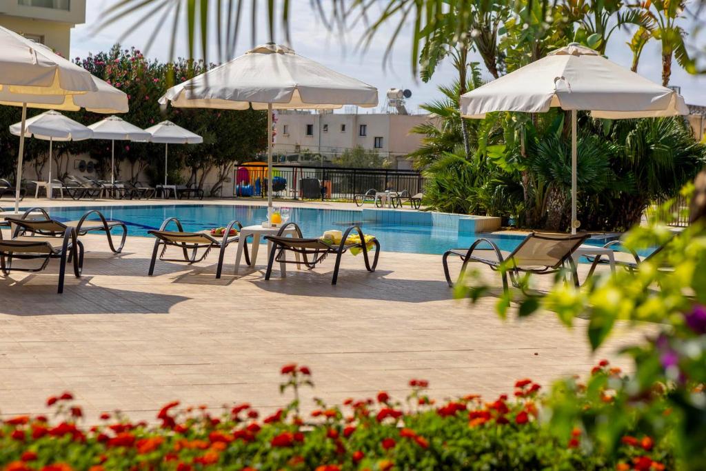 Seagull Hotel Apartments