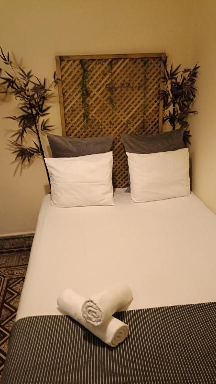 Cactus Host - Standard Double Room With Shared Bathroom