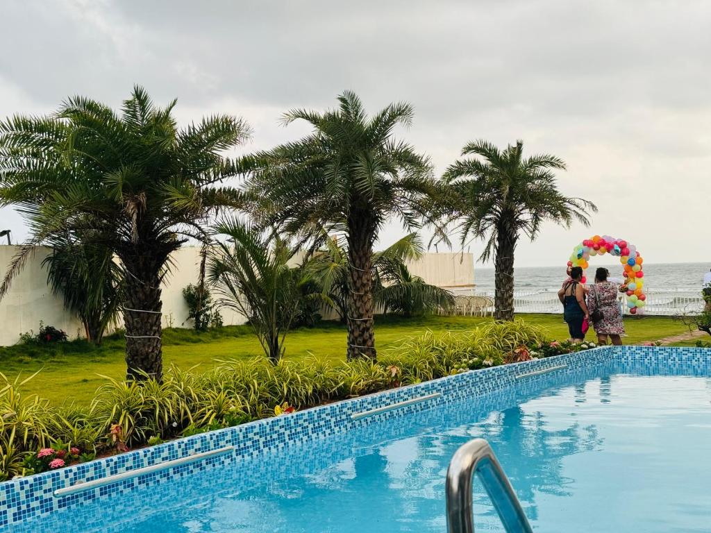 Bazén v ubytování Maargit Beach Resort nebo v jeho okolí