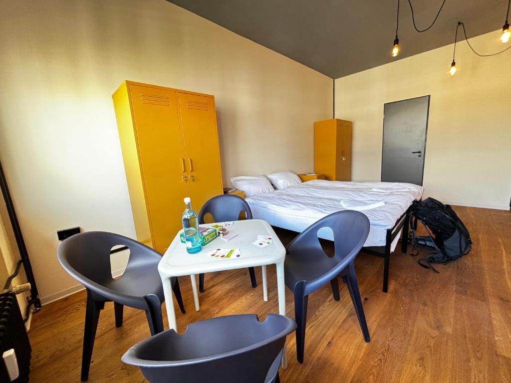 Postel nebo postele na pokoji v ubytování Coffee Inn Hostel Berlin