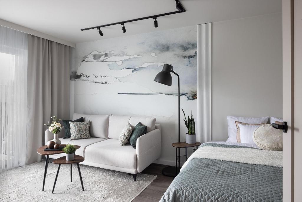 NEW #Madalińskiego57 - city center, new bulding, 2 bedrooms, 2x double beds and a fold-out sofa, separate kitchen, air conditioning, balcony, underground parking, self check in 24h, internet, Netflix, coffee machine, washing machine,1 km to the railway - 3