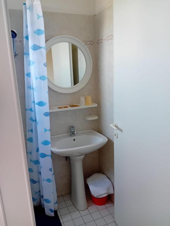 A bathroom at Hotel Serafini Misano Adriatico