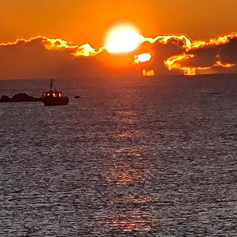 The Anchor Inn Beachfront Motel - Resim 45