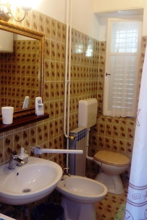 Koupelna v ubytování Apartment Supetarska Draga - Donja 2020a