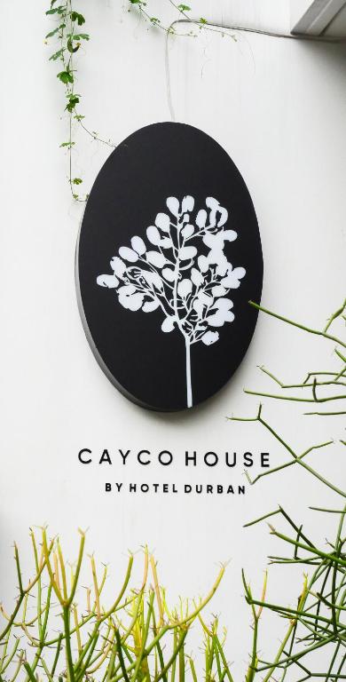 Certifikát, hodnocení, plakát nebo jiný dokument vystavený v ubytování Cayco House by Hotel Durban