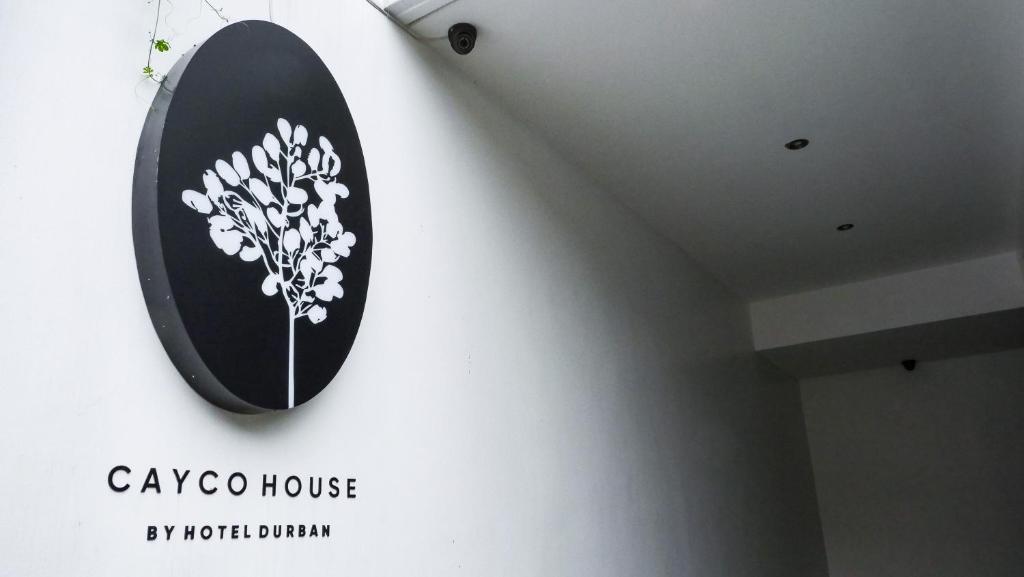 Certifikát, hodnocení, plakát nebo jiný dokument vystavený v ubytování Cayco House by Hotel Durban