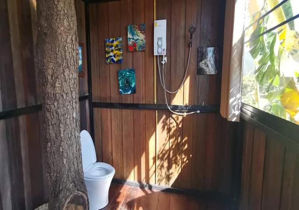 Fotografie z fotogalerie ubytování Napahong Treehouse นาป่าฮง v destinaci Ban Pa Ha