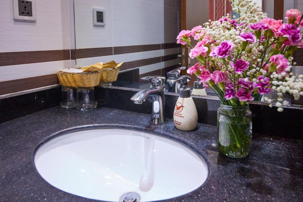 Gieng Ngoc Sea moutain View Cat Ba - 7