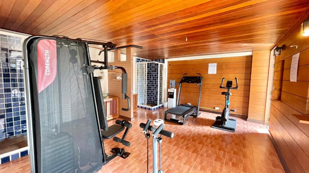 Fitness centrum a/nebo fitness zařízení v ubytování Baramee Resortel
