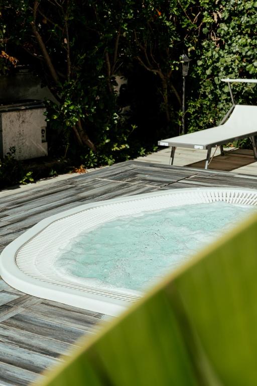 Bazén v ubytování Hotel Belsito Wellness & Spa nebo v jeho okolí