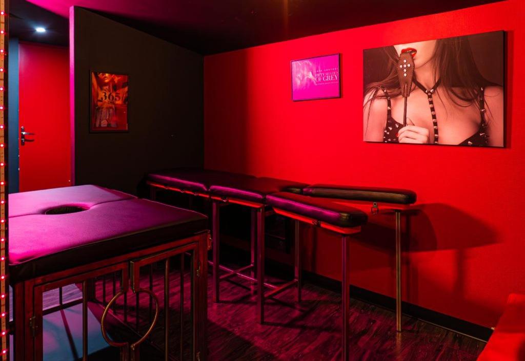 Studio Hot - Love Room Studios - Apartamento De Un Dormitorio