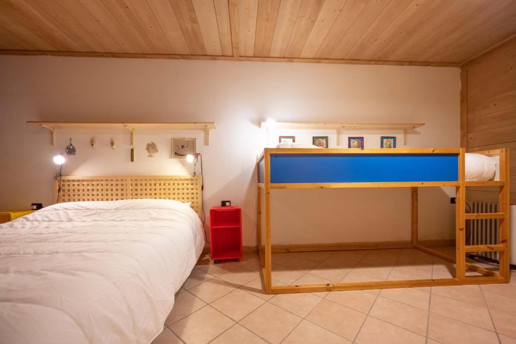 A bed or beds in a room at Cesa Pecedel