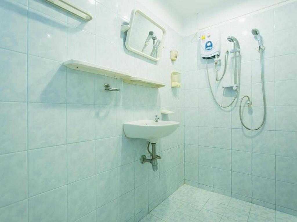 Rabbit Mansion Patong Hotel - 14