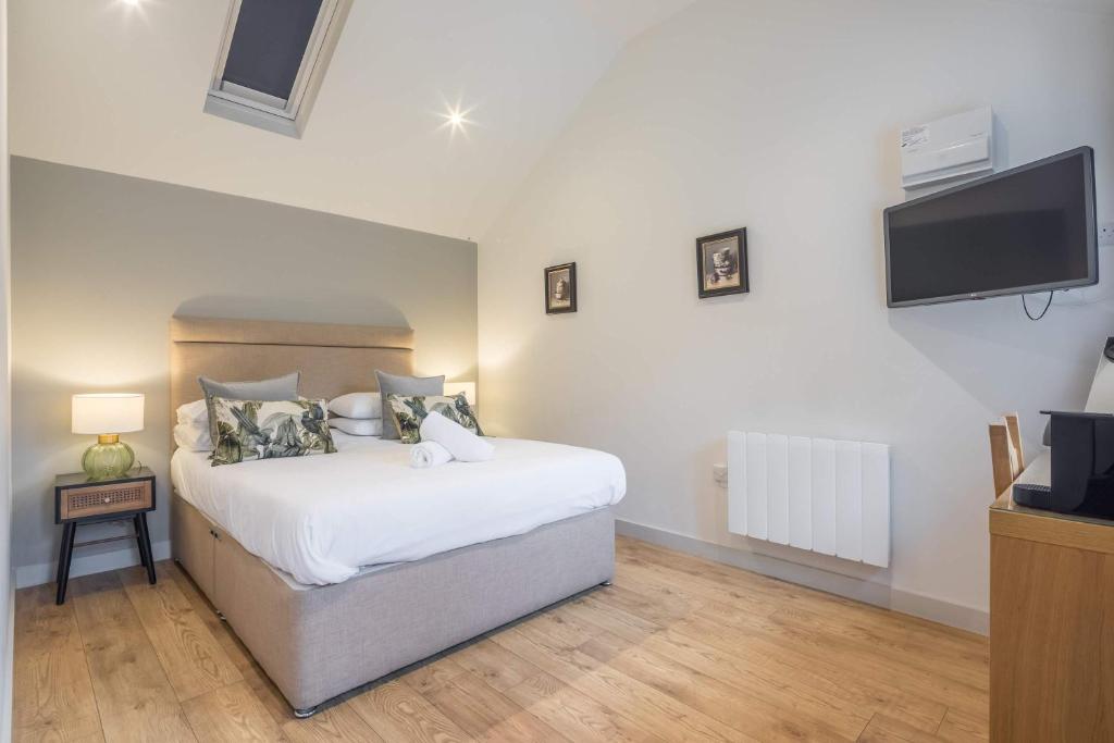 King Deluxe Ensuite with Courtyard View - Venn - Resim 11