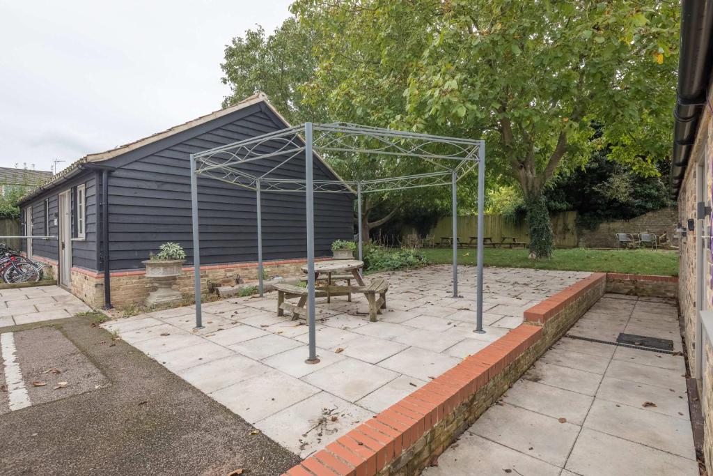 King Deluxe Ensuite with Courtyard View - Venn - Resim 17