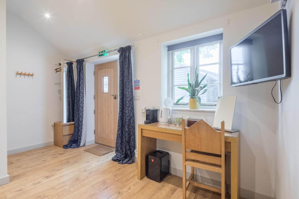 King Deluxe Ensuite with Courtyard View - Hawking - 度假屋