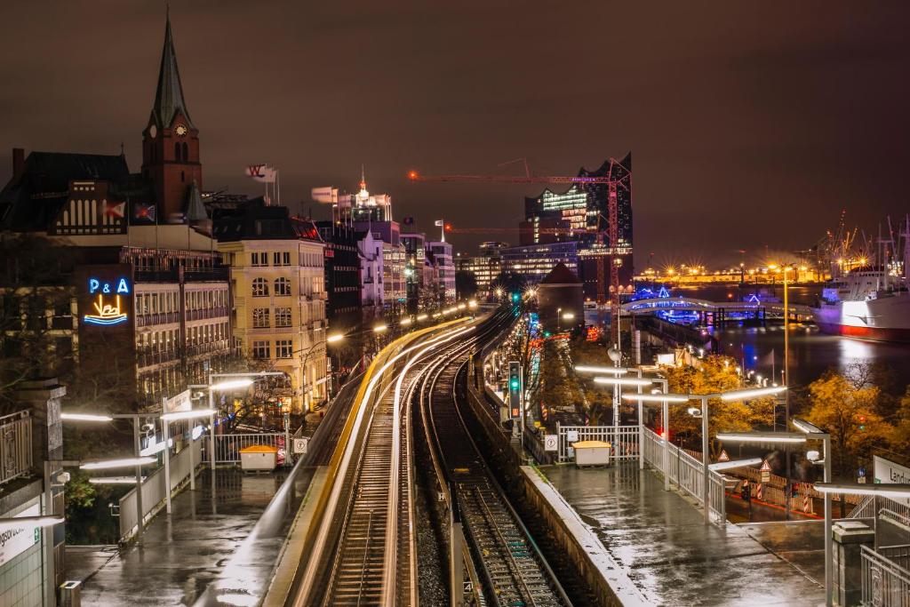 Nespecifikovaný výhled na destinaci Hamburk nebo výhled na město při pohledu z hotelu