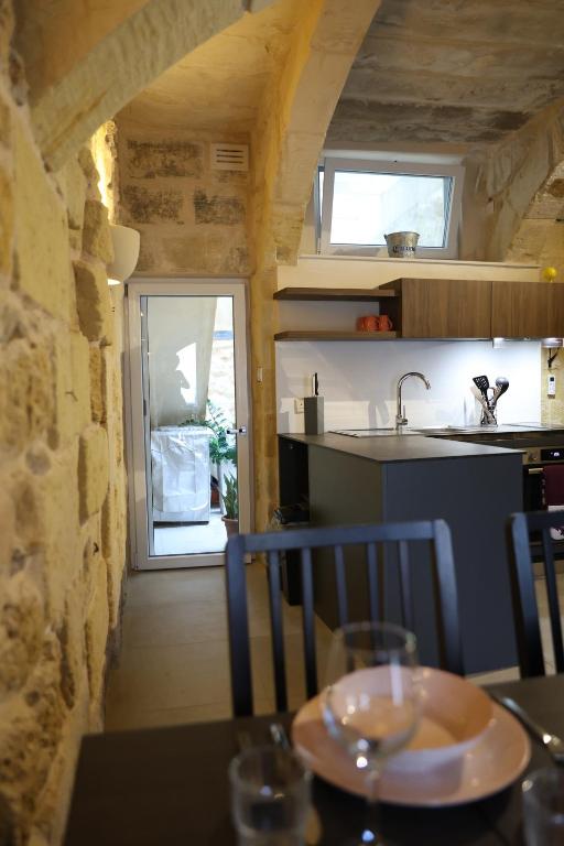 Fotografie z fotogalerie ubytování Authentic 1BR House of character in Gozo by 360 Estates v destinaci Żebbuġ