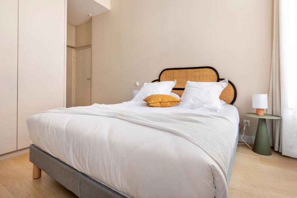 Au Chat Qui Dort Lille - Gare - Resim 16