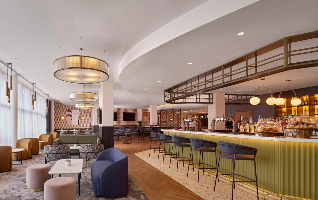 Posezení v ubytování Doubletree By Hilton Sheffield City