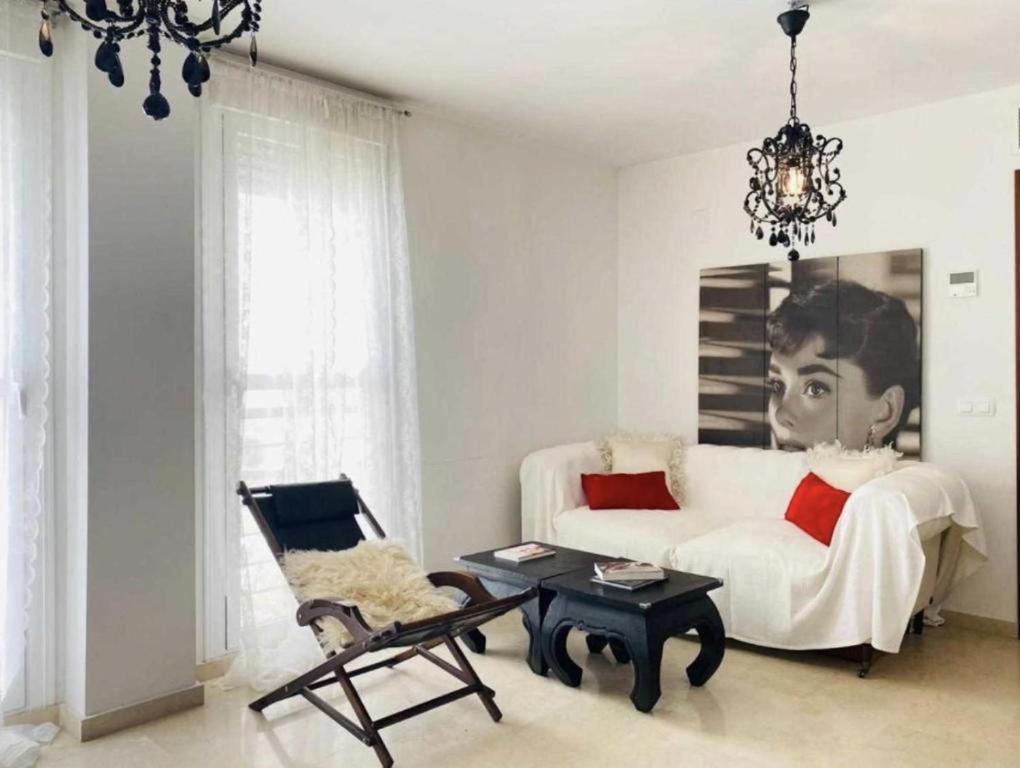 H2M Plaza de Toros Vieja 2 bedroom Smart TV & Wifi