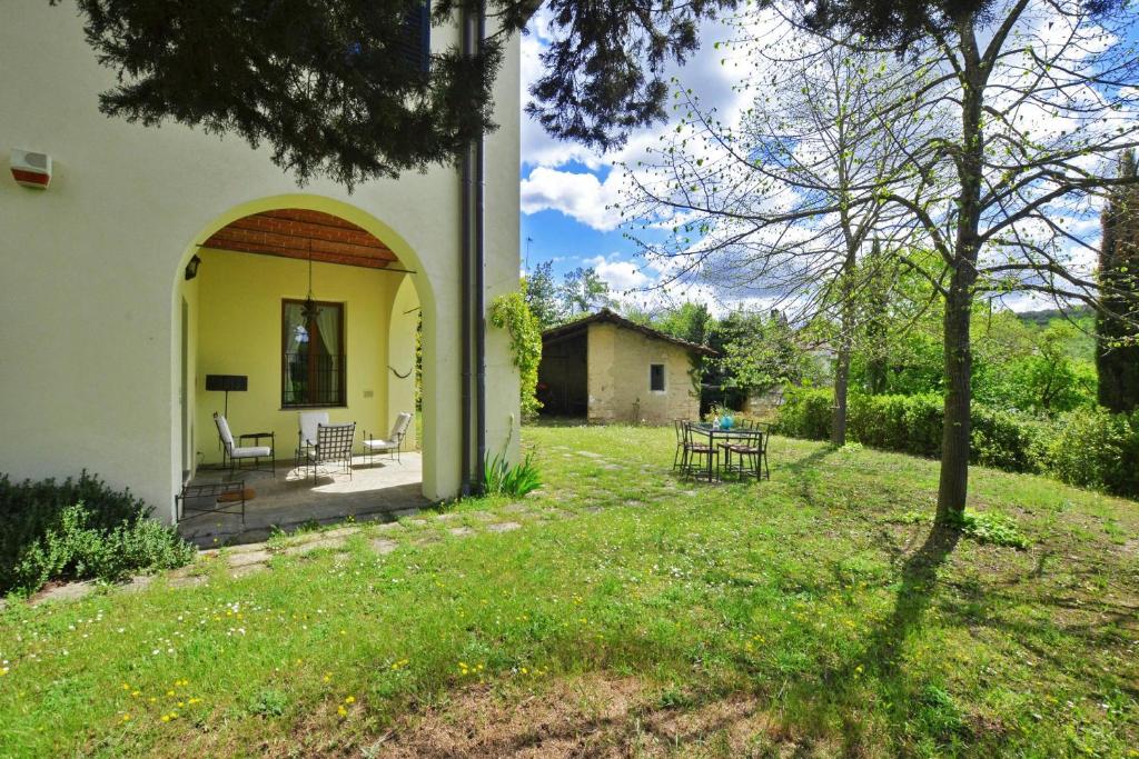 Ogród w obiekcie Certosa Homes