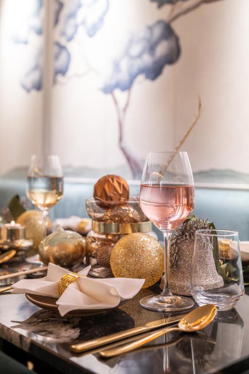 Ellen Kensington - Resim 20