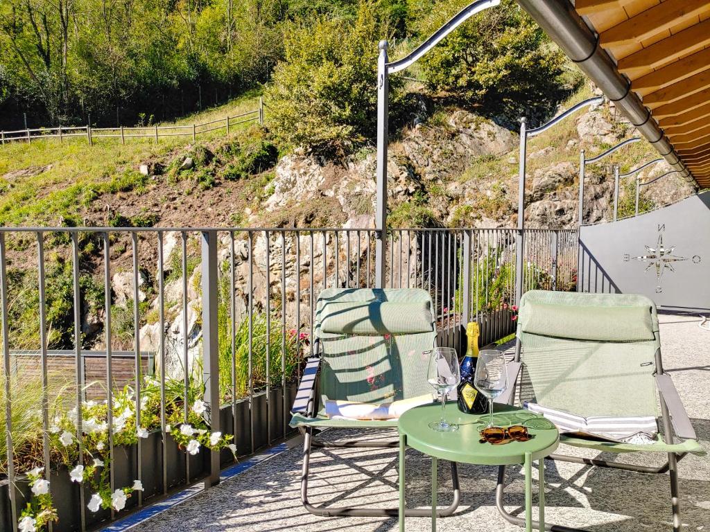 Balkón nebo terasa v ubytování Dascio Silence Ferienwohnung mit Panorama Balkon