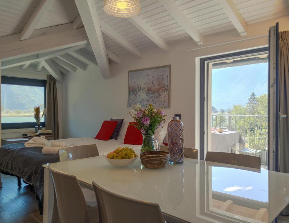 Nápoje v ubytování Dascio Silence Ferienwohnung mit Panorama Balkon