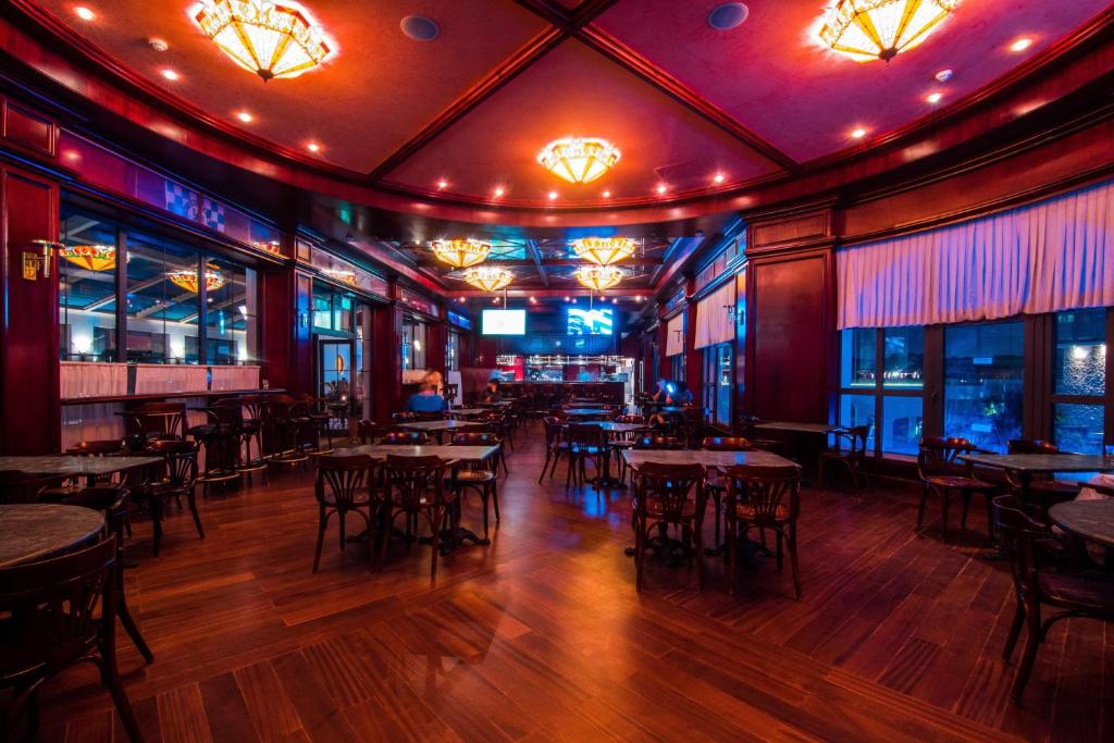 Reef Oasis Blue Bay Resort & Spa - 7