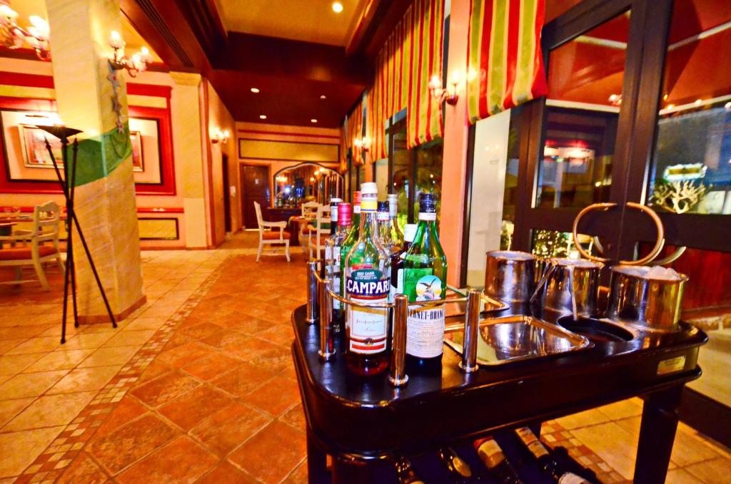 Reef Oasis Blue Bay Resort & Spa