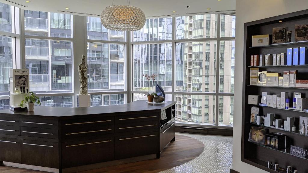 Warwick Le Crystal - Montréal - Resim 26