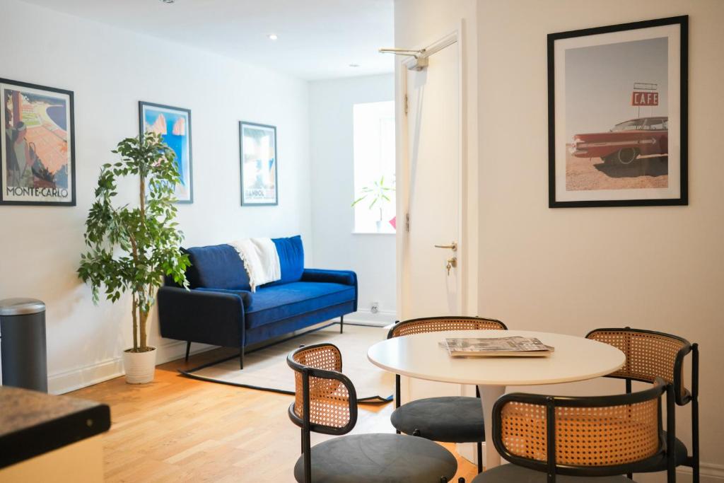 Fun Energetic Oasis In Islington