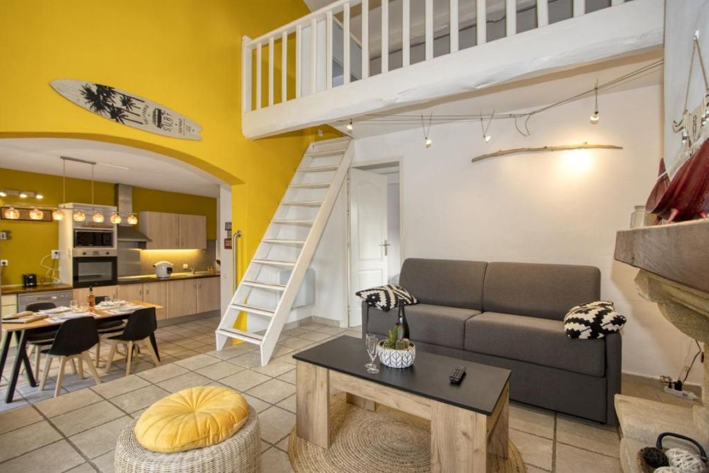 Posedenie v ubytovaní Villa ESPERANCE- appartement entier T2