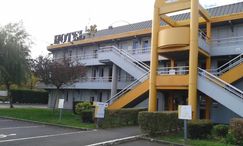 Budova, kde se hotel nachází