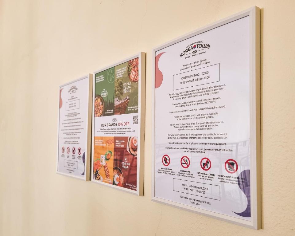 Certifikát, hodnocení, plakát nebo jiný dokument vystavený v ubytování Korea town