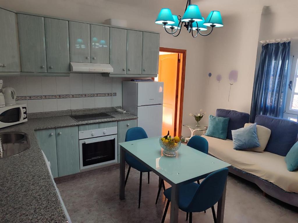 Kuchyň nebo kuchyňský kout v ubytování Casa Reyes Fataga