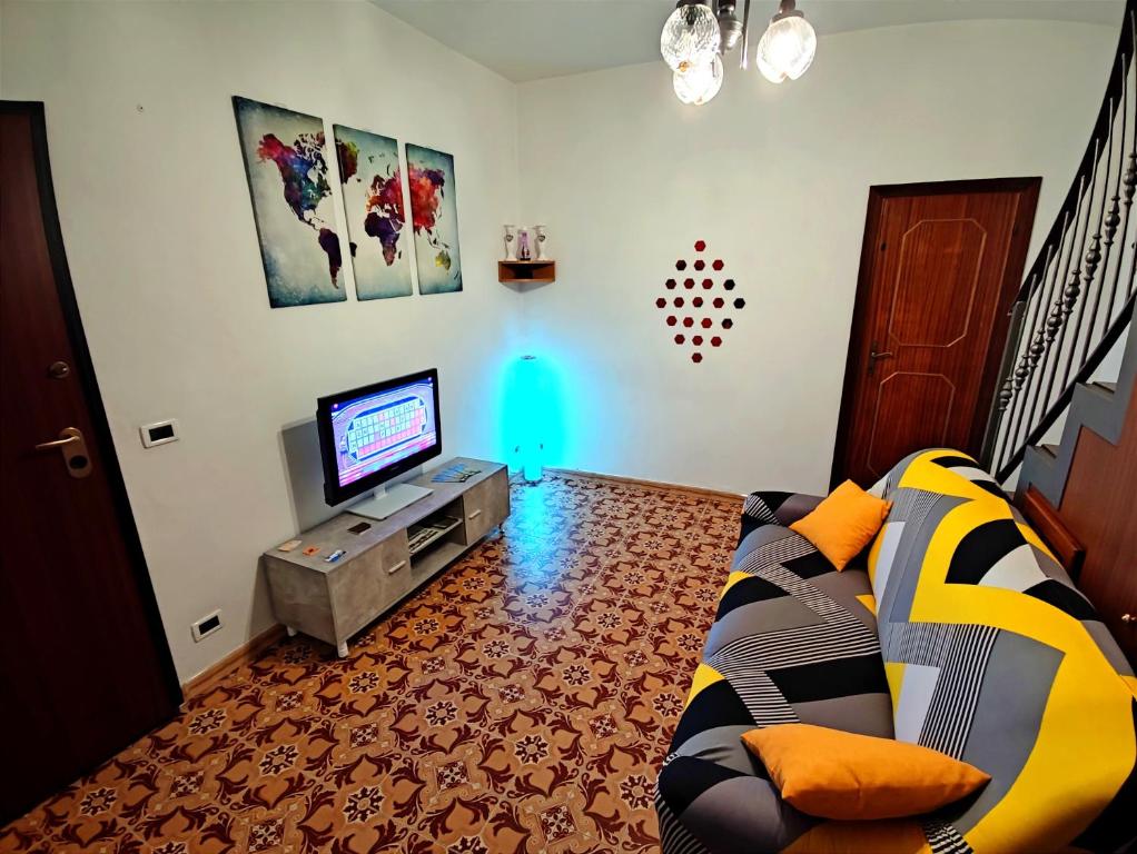 TV a/nebo společenská místnost v ubytování Domus Aura