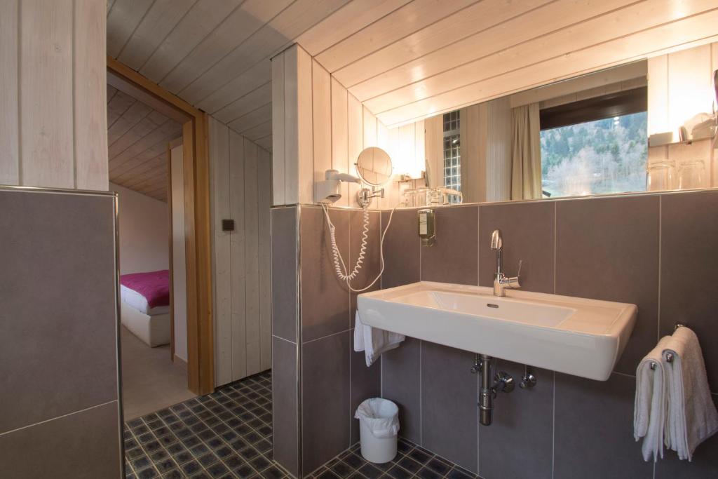 Hotel Garni Römerhof - 12