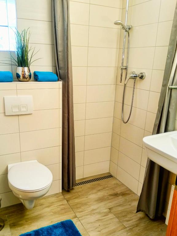 Koupelna v ubytování Gästehaus Langhals