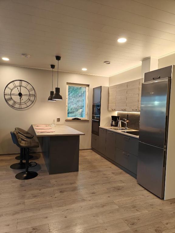 Arctic Hill Apartment photo