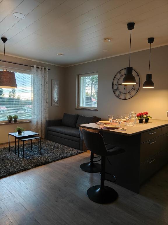 Arctic Hill Apartment photo